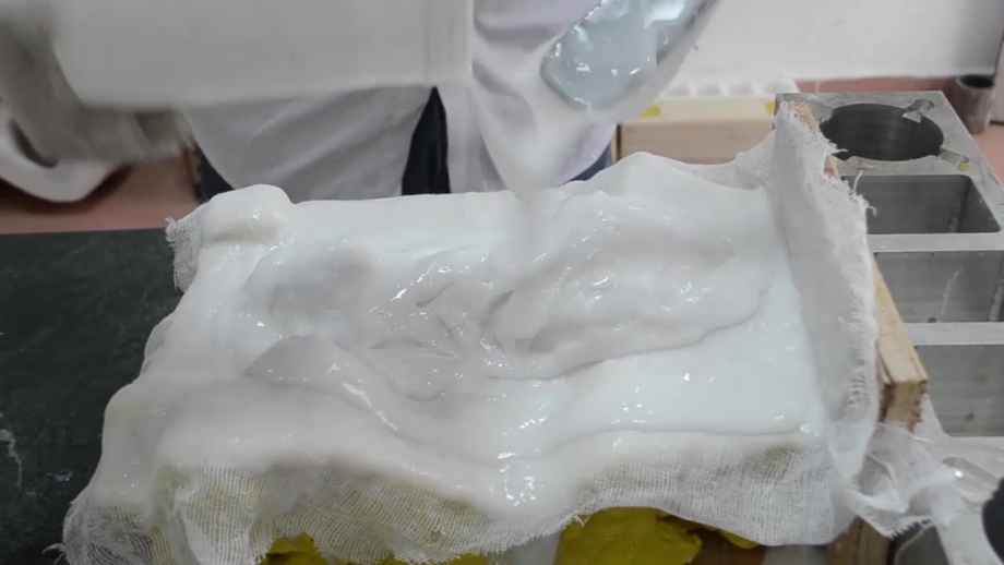 模具硅膠刷模如何使用，有什么需要注意的 ？