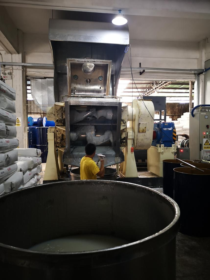 如何提高模具硅膠制品的硫化速度 ？