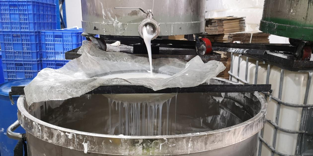 模具硅膠一點(diǎn)雜質(zhì)都不存在現(xiàn)實(shí)嗎？